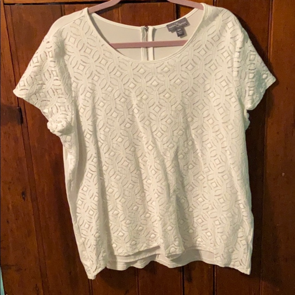Market and Spruce Cream lace top
